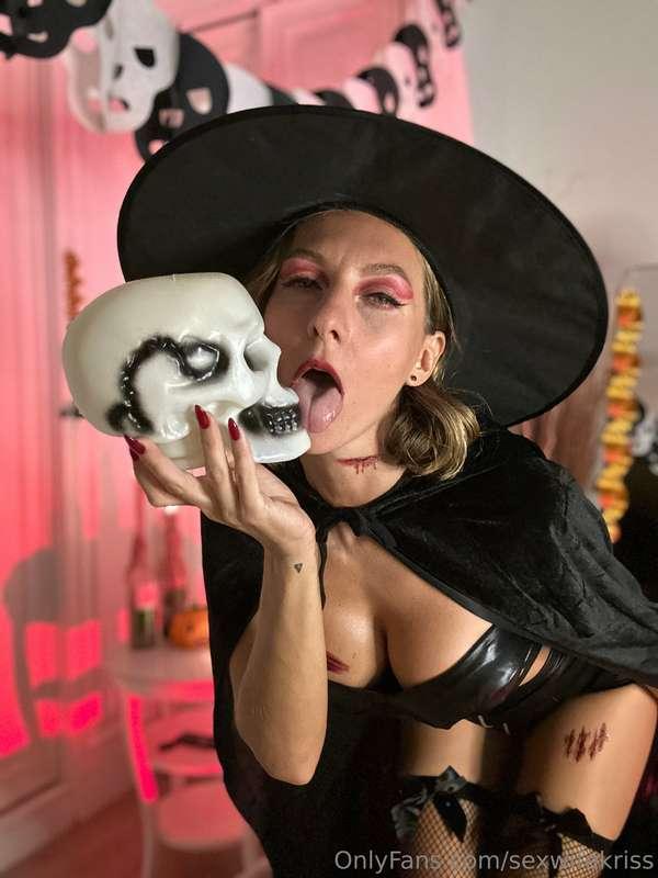 Happy Halloween, Everyone! 🎃👻Halloween is finally here, and ..