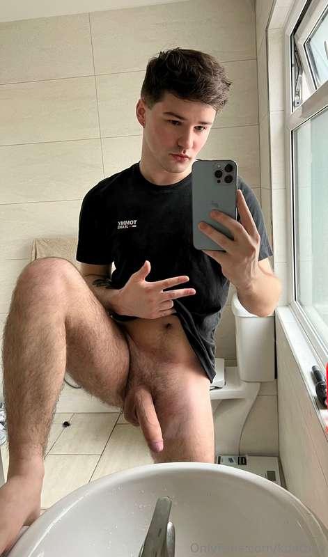 who can help me out here…