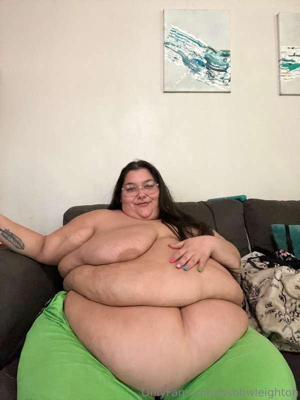 ssbbwleighton image #1