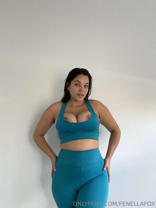 😘
