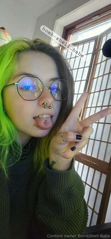 Should I do a stream tonight? As I'm gonna get me tongue and..