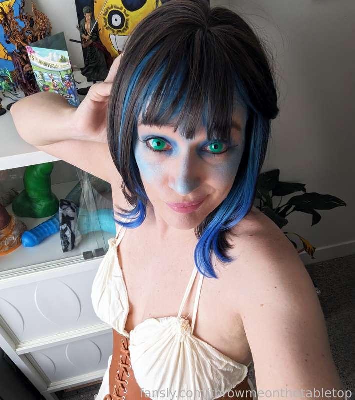 throwmeonthetabletop image #1