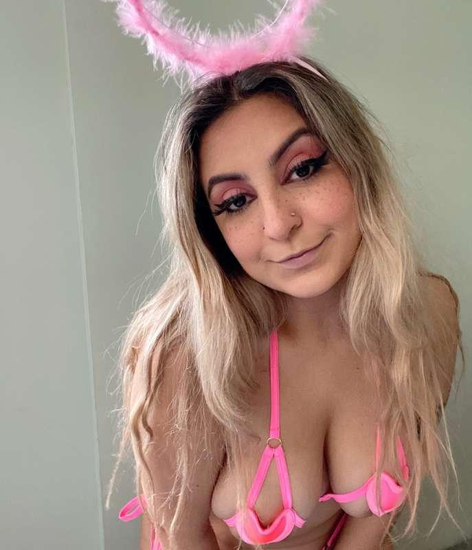 ur lil angel 😇💖