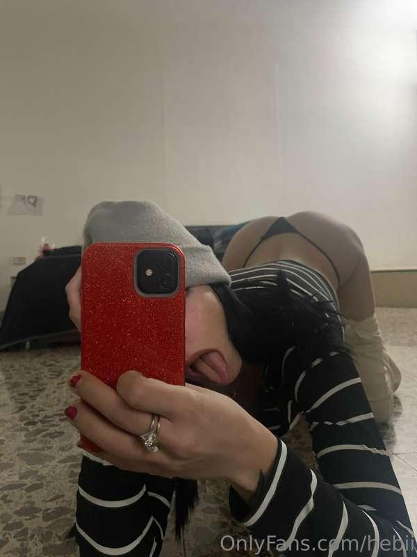 Sono la tua troietta preferita ammettilo😋🔥🔞