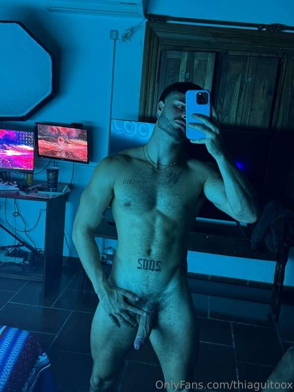 I have everything you're looking for 🤤🤤 write me a DM and I'..