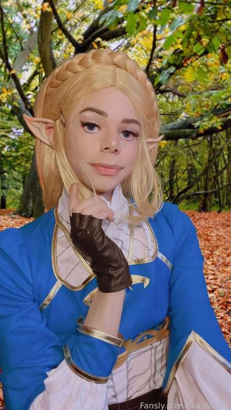 It’s SFW, but I cosplayed Princess Zelda! 💕✨

There’s more pics to come, and a Swimsuit version that’s NSFW 😌
