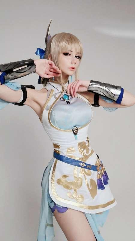 Wang Yuanji - BTS - CLOSELY