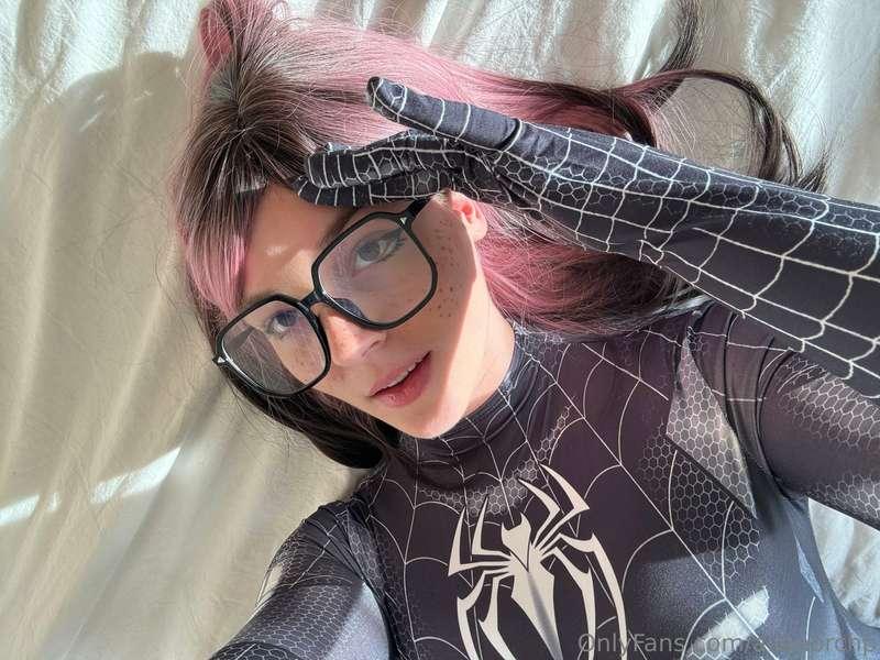 💗🕷️