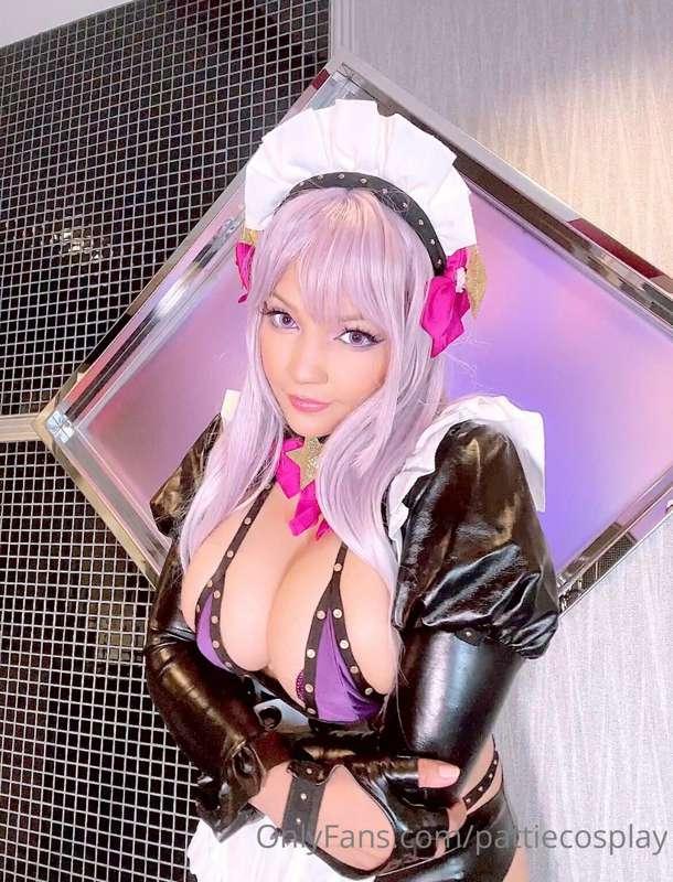 Maid BB selfies ❤️ I love how cut this turned out 🥰