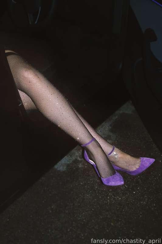 On my way to a very sexy date, who do you think I'm meeting?

#chastity #femdom #goddess #hotwife #mistress
