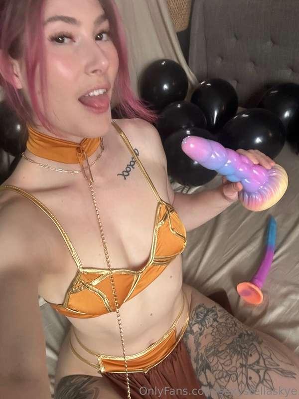 Two cocks at once!? I can try…