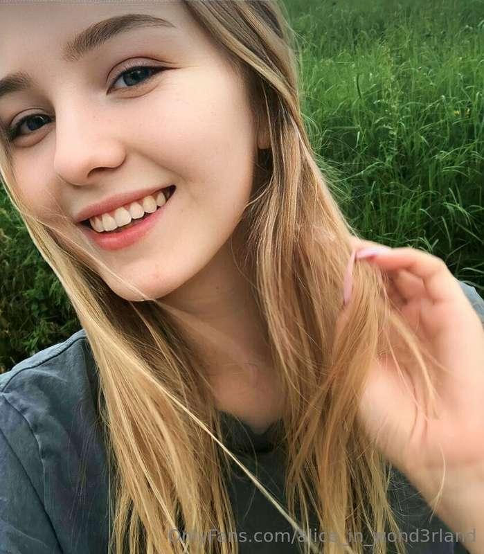##⚡️*FREE SUBSCRIPTION* @arniluck⚡️
This girl @arniluck a re..