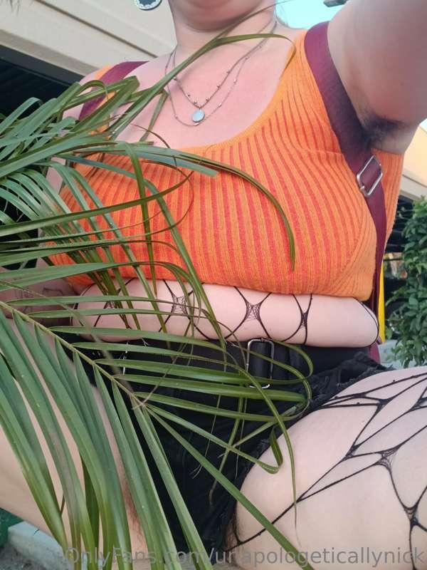 🌴