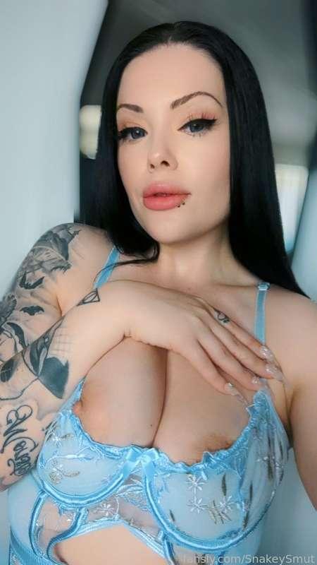🌸🐰can I be your lil fuck bunny ? 