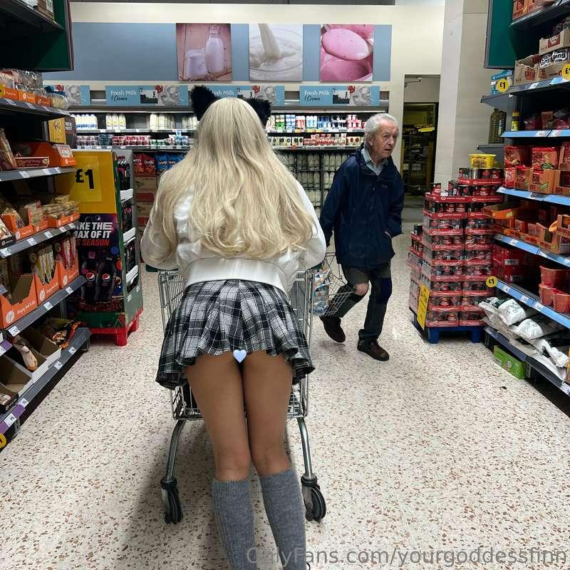 Shopping for you baby 🤍🤭