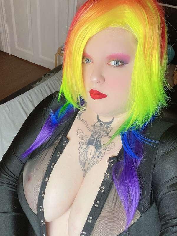 Can you please **CUM ON MY TITS**