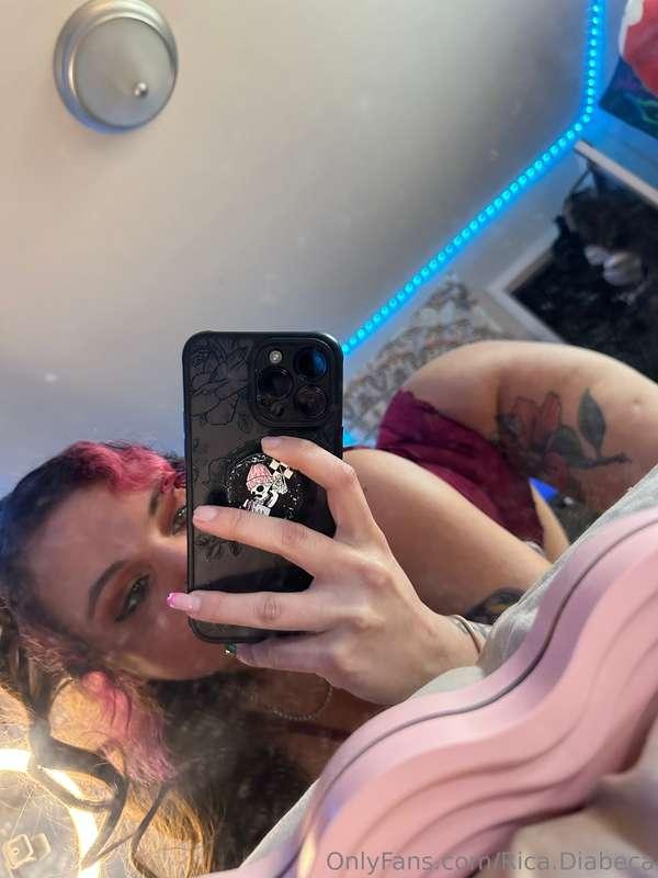 Why don’t you come see what I’ve been up to ?¿😜DM me for PPV..