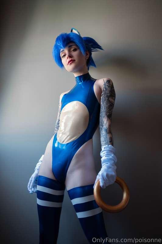 Can I edge your hog? I mean…. how do you like this little sn..