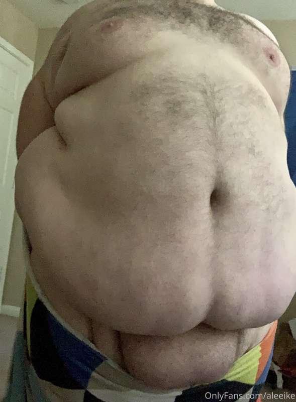 Tummy Tuesday come play with my belly.