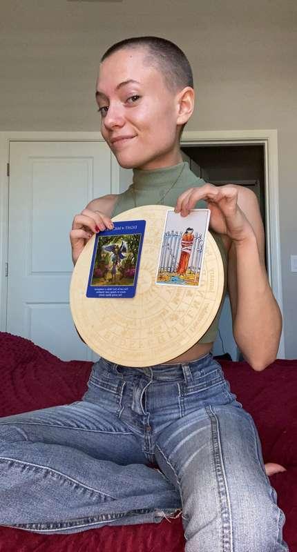 Live tarot reading today I did on TikTok cuz I already put p..