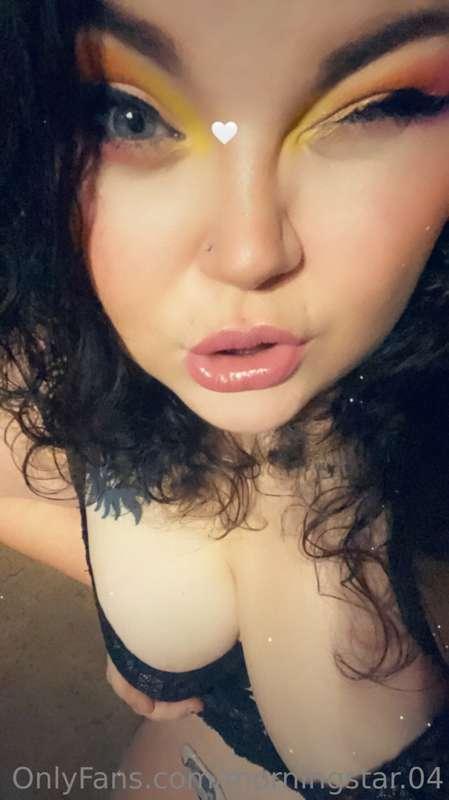 Titties!!! 😳