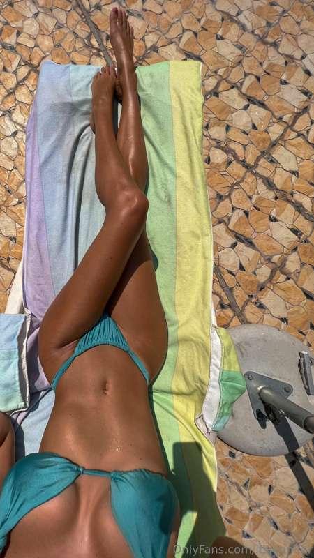 Pool day ☀️💦
