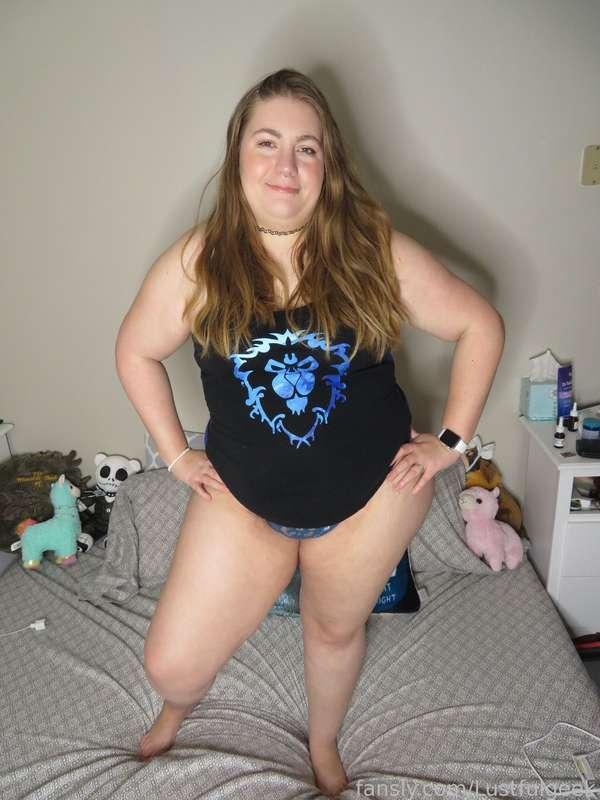 lustfulgeek image #1