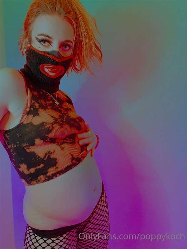 I did an all-day stuffing the day of this shoot ;; my belly ..