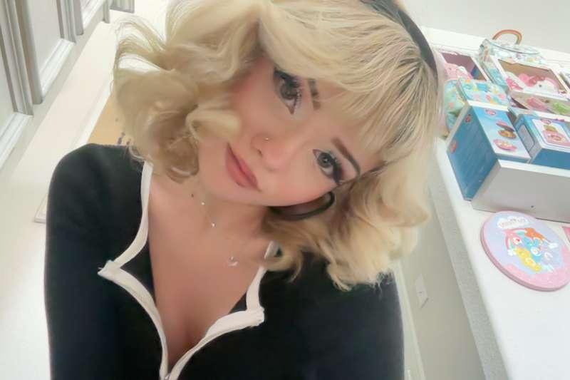 hello