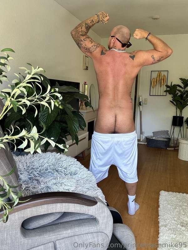 Happy new week with new Luck and Cum 💦💦