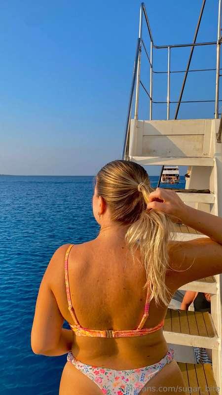 Endless blue💙🦋💦