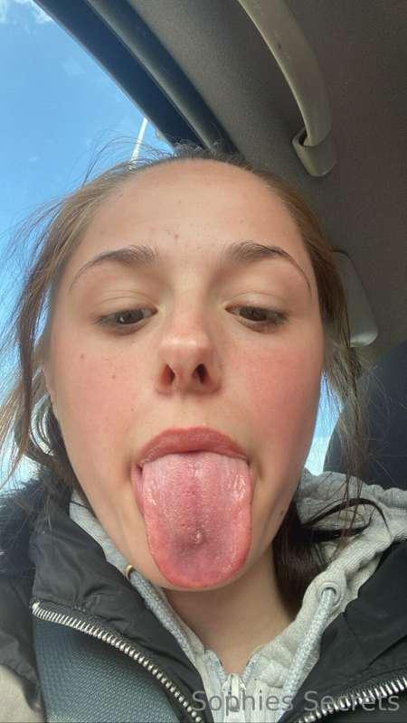 Tongue😈