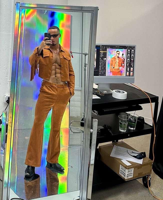 Groovy Papi 🪩