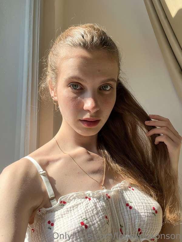 💋