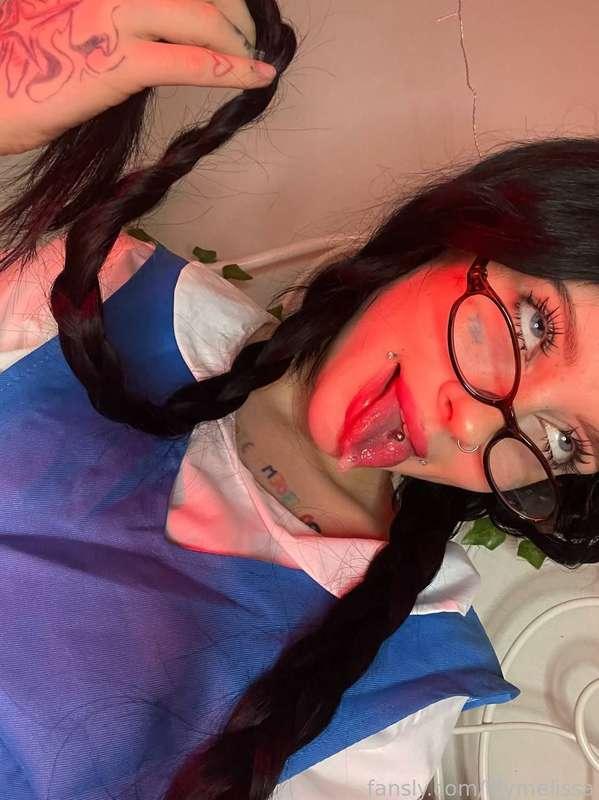 im not innocent as i look 🤭




#teen #fyp #brunette #tattoed #curvy #glasses #ahegao #spittle #cute #piercing

