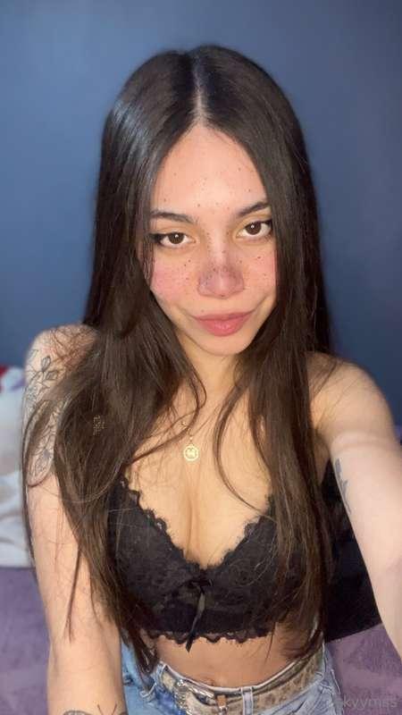 kiss my boobs