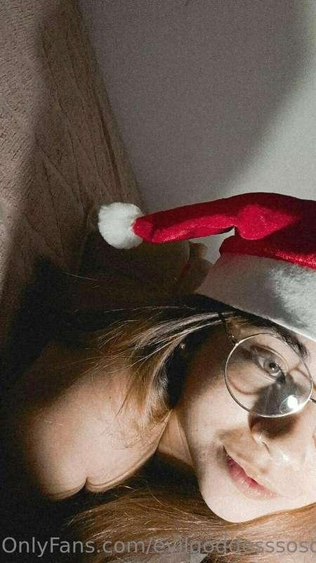 Merry Christmas to all! Have a great time, I'll leave you a ..