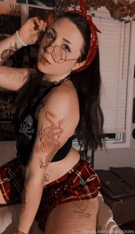 deadpixie image #7