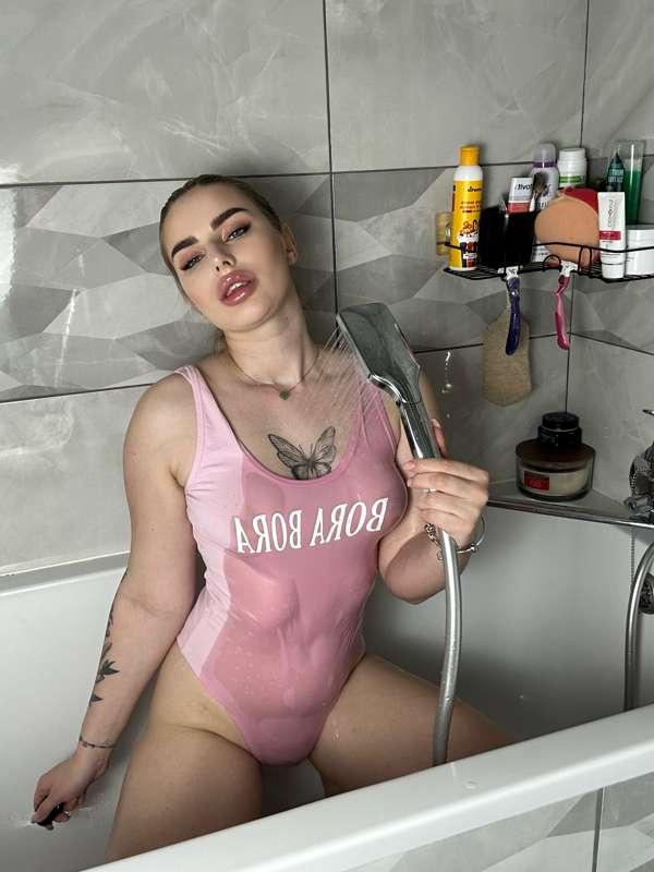 What are you waiting for? come and join me👅👅