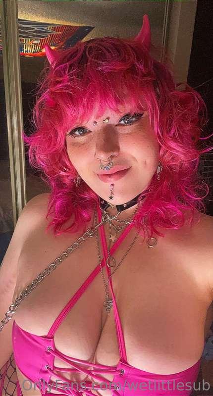wetlittlesub image #4