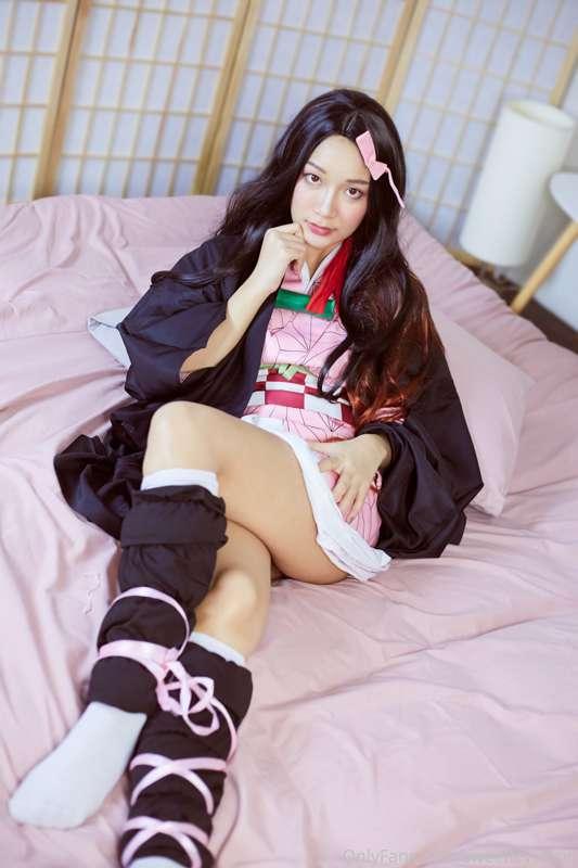Put demon slayer on your to watch list (´,,•ω•,,)♡