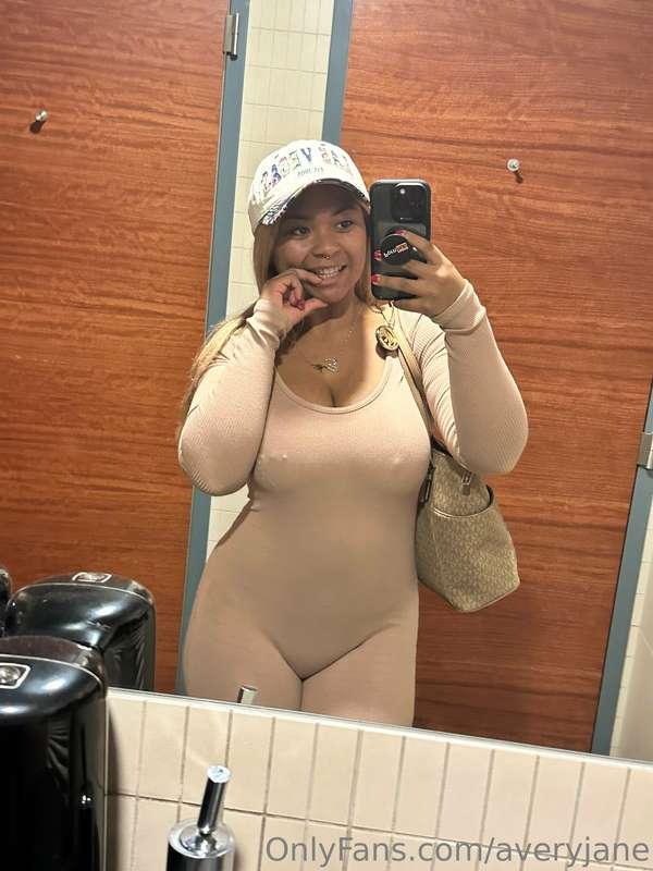 Who needs a bra anyways 😉