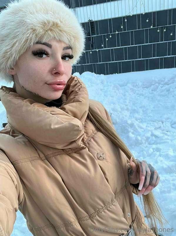 leyla.bones1 image #0