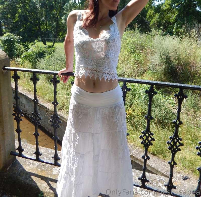 I feel like a goddess. Dressed in light translucent clothes ..