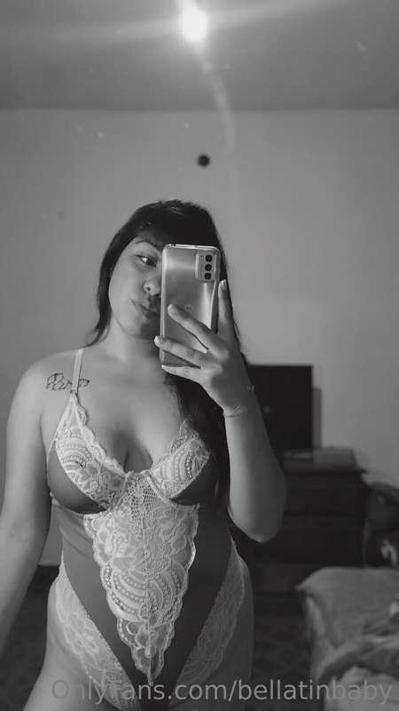 Good Sunday my loves, I really want to do VC so they come wi..