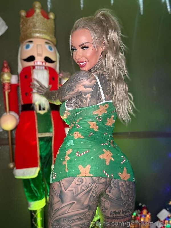 Happy New Year! Time to make new memories and some naughty t..