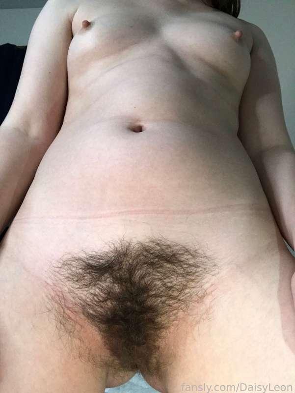 Pits, pussy, or ass?
#fyp #hairy #ass #pussy #armpits #bush #collegegirl #allnatural