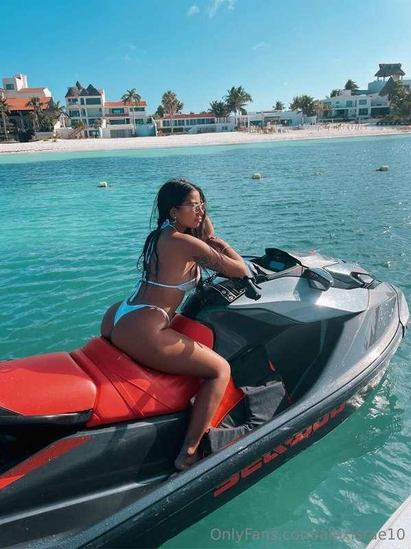 that sit is happy 😊🫢