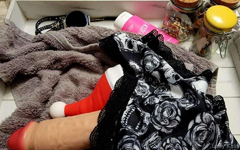 Let's go do bad things around the house my peasants 😈