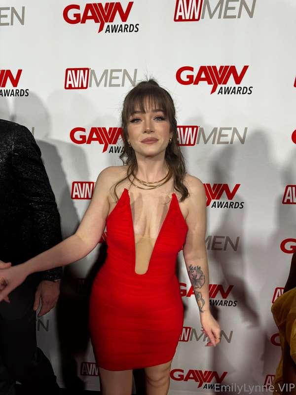 this dress was red HOT 🥵